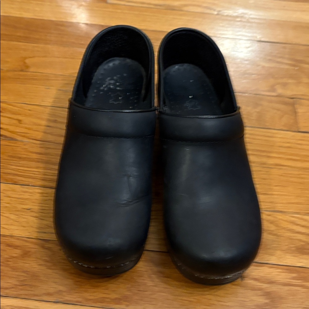 Dansko women’s professional black size 38